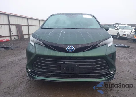 2025 Toyota Sienna Woodland Edition z USA, uszkodzony, nr VIN 5TDCSKFCXSS209959